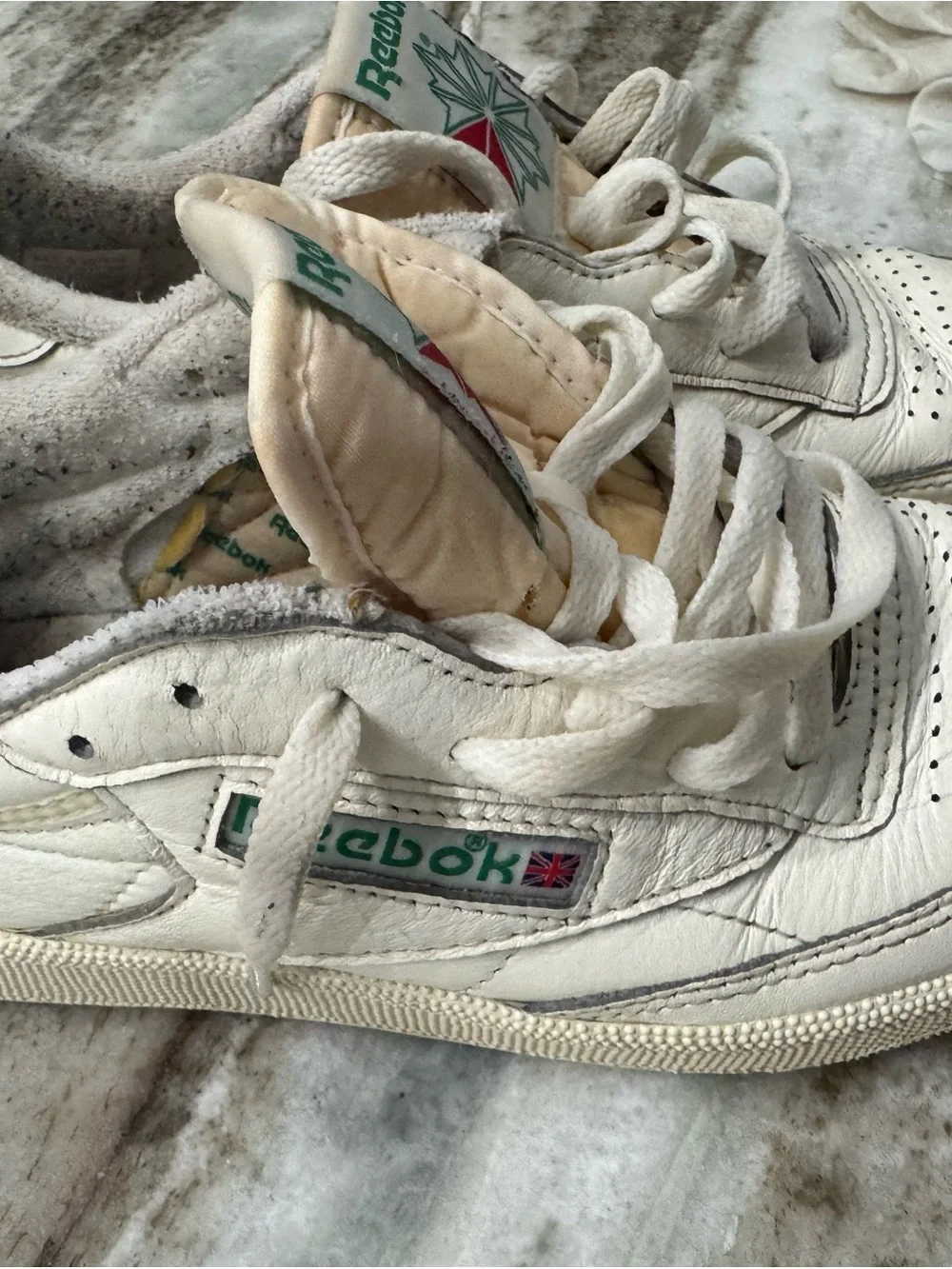 Reebok Men's White Leather with Green & Red Logo Classic C85